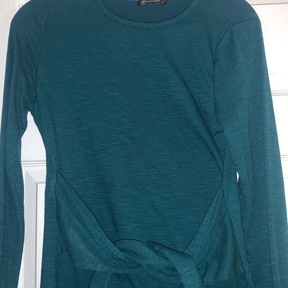 Green Long sleeve tie waist dress - Picture 6 of 7